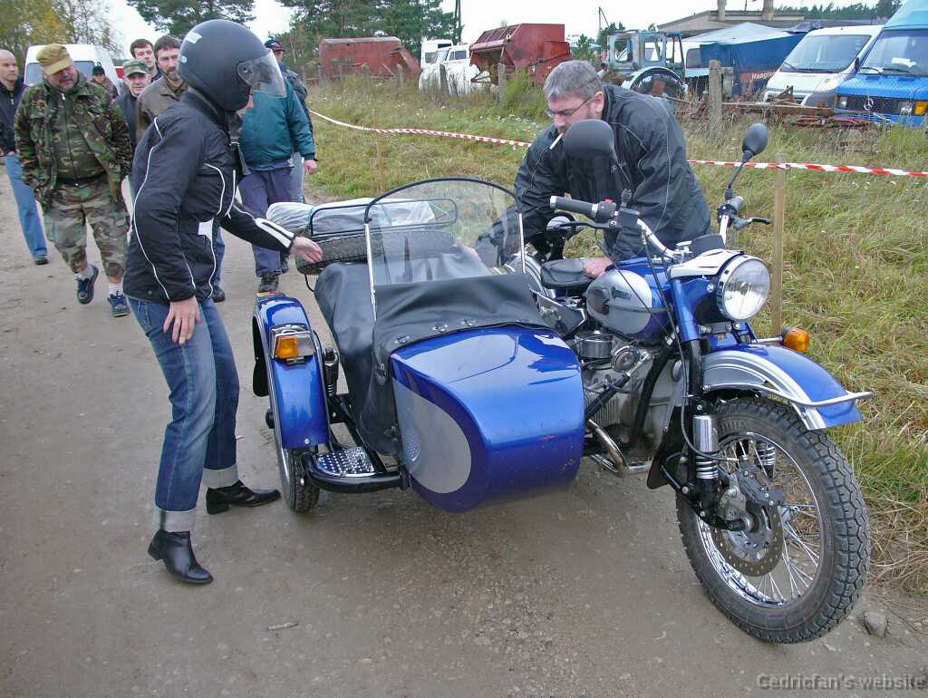 L1010748