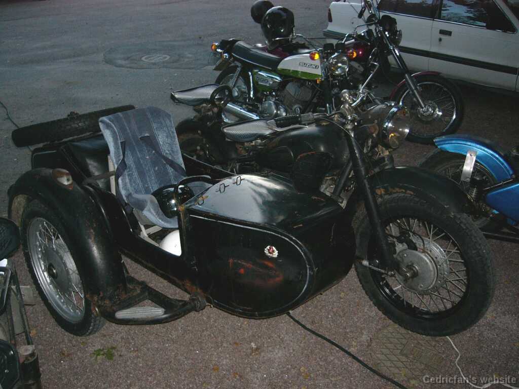 L1000241