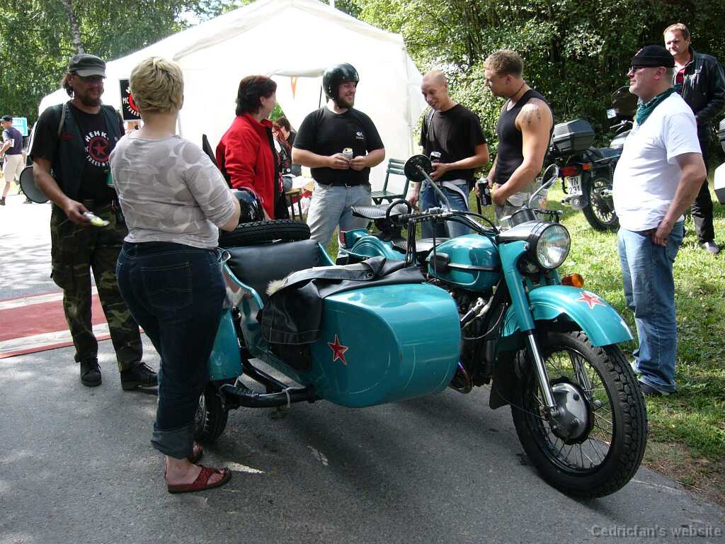 L1000270