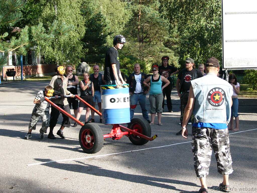 L1000276