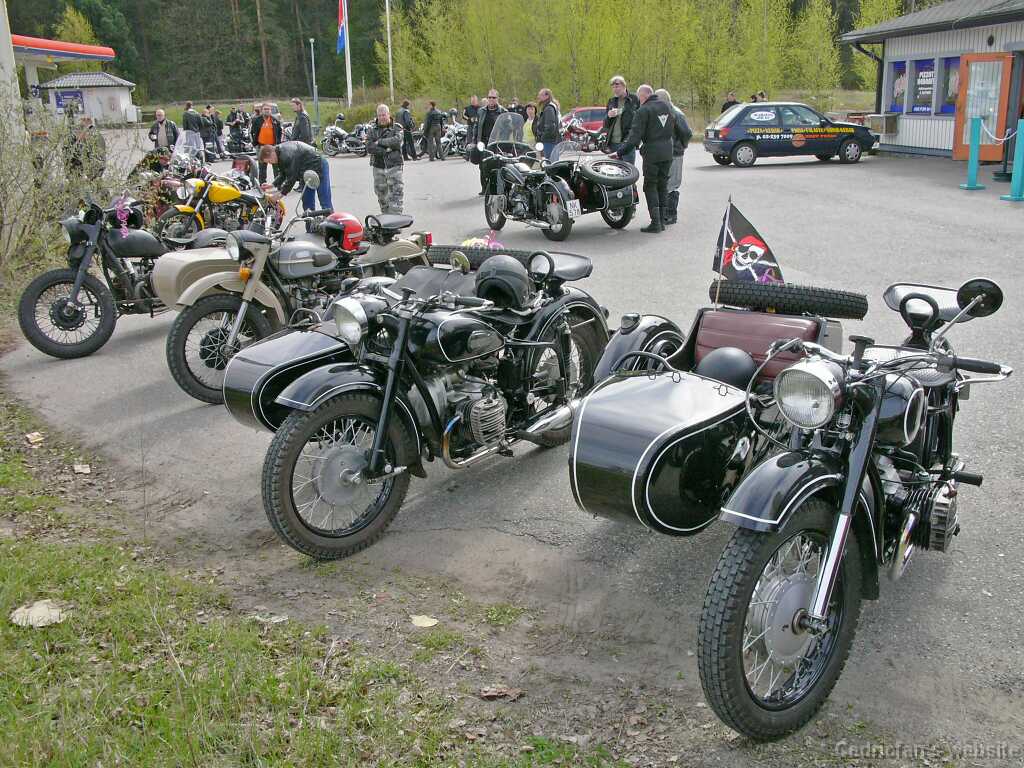 L1000571