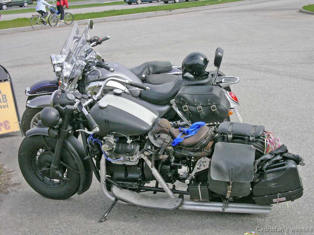 L1000577