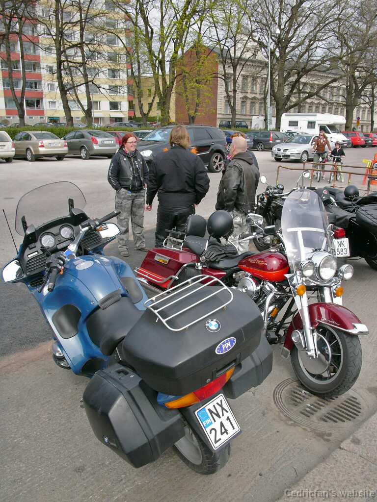 L1000611