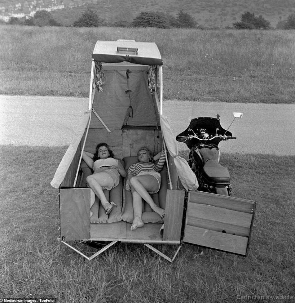 CaravanningSidecar (1)