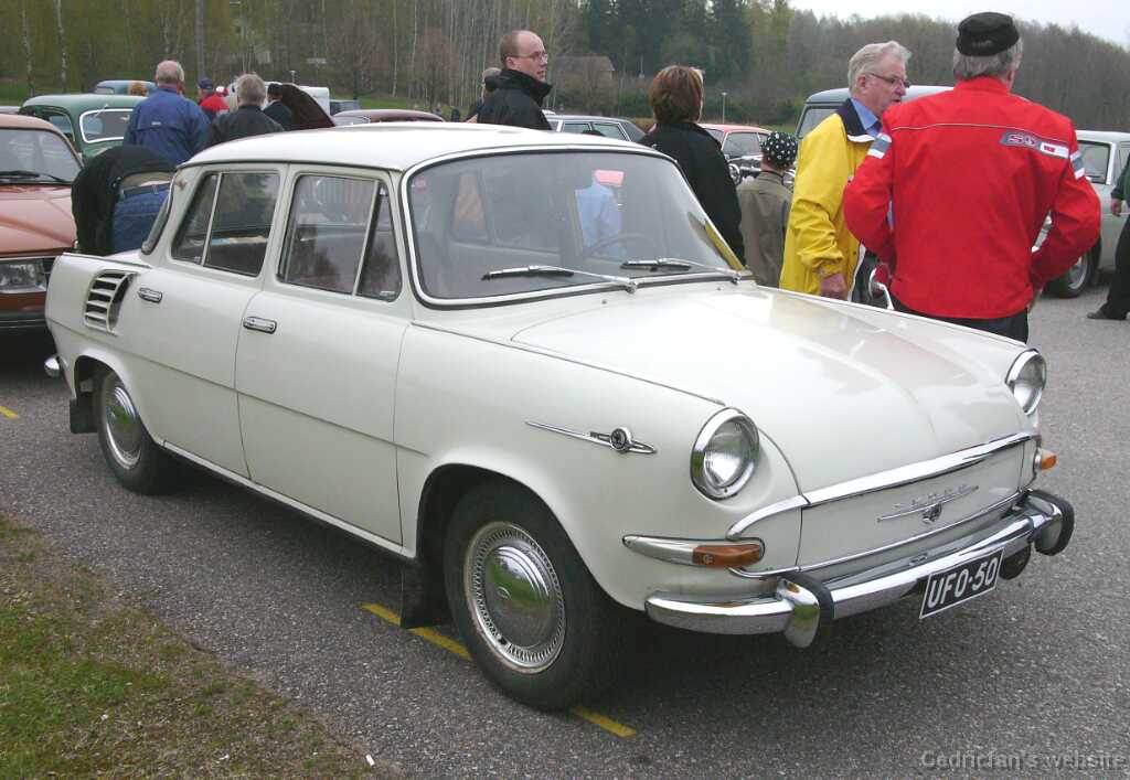 L1040443
