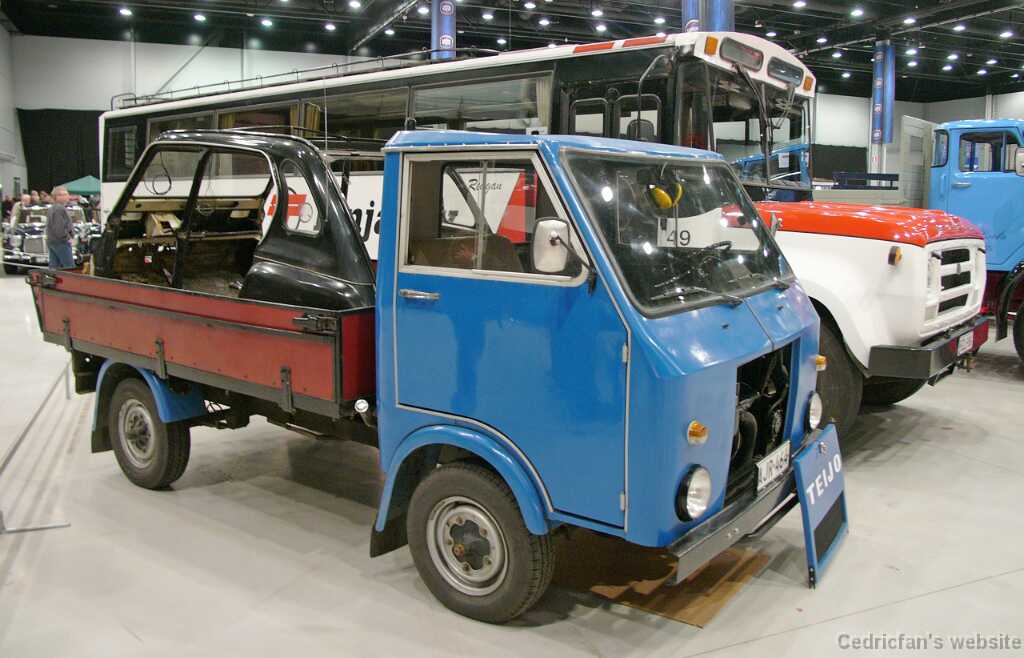 L1040356