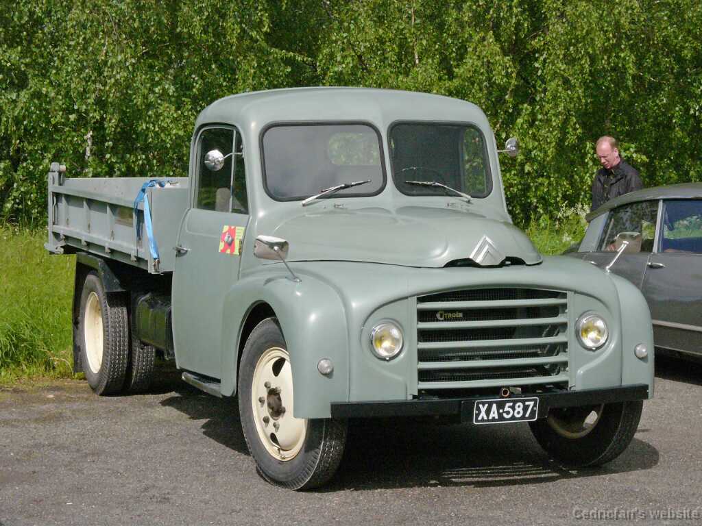 L1040826