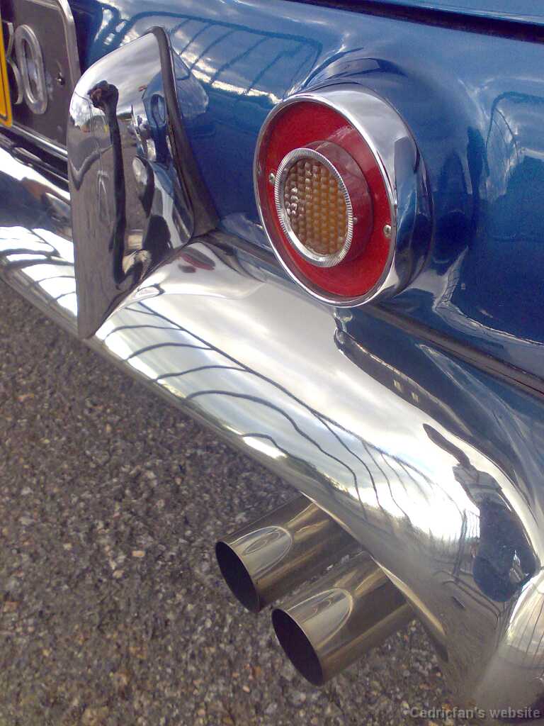 100820111995