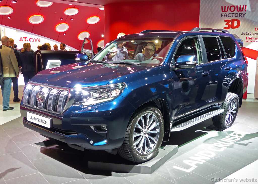 ToyotaLandCruiser (1)
