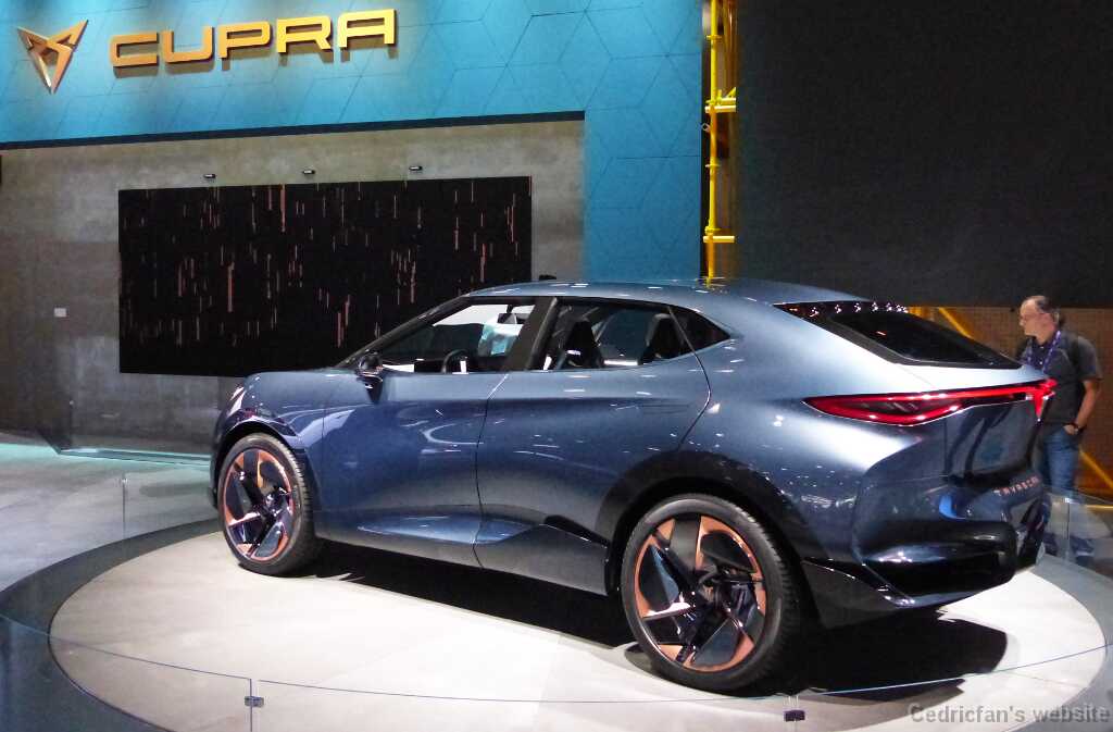 Cupra_Tavascan2