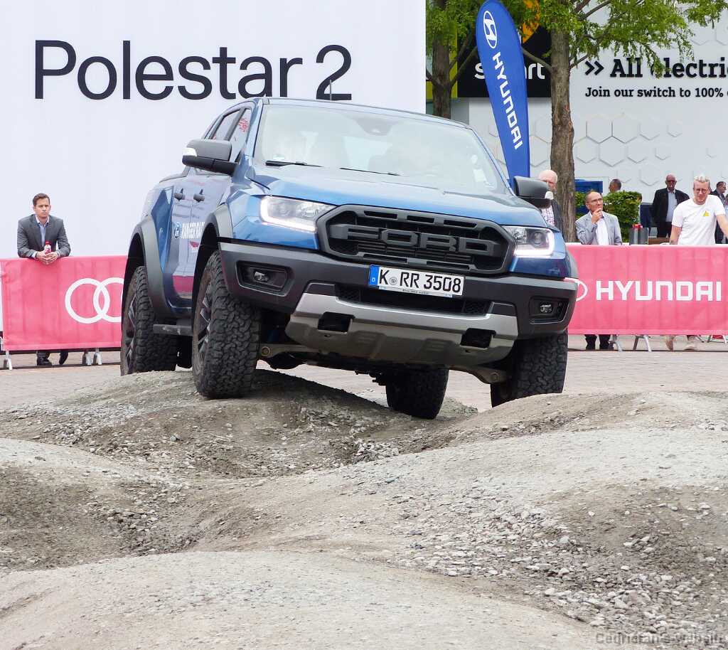Ford_RangerRaptor (1)