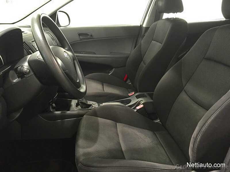 Hyundai_i30_CRDi_08 (2)