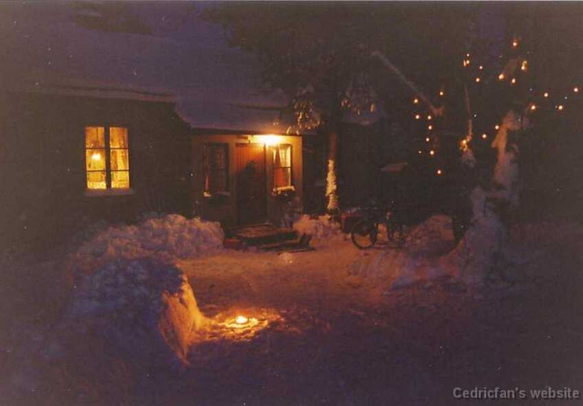 yardXMAS2003