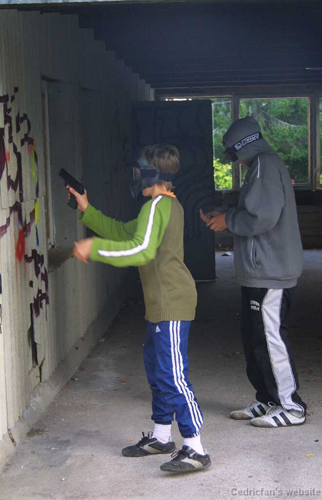IMG_0556_Lonely_Gunmen