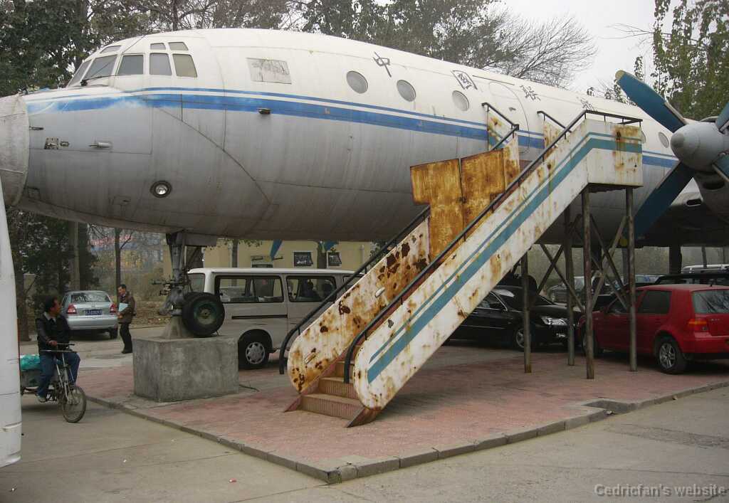 L1000462_Russian_plane
