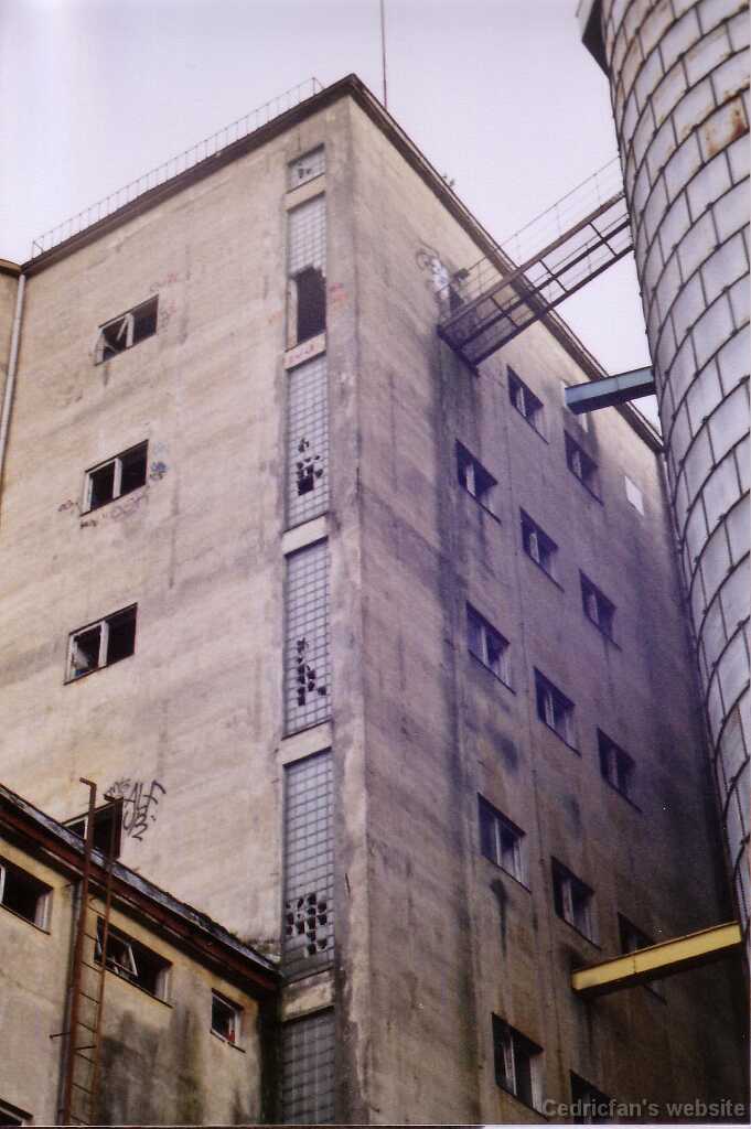 Factory02