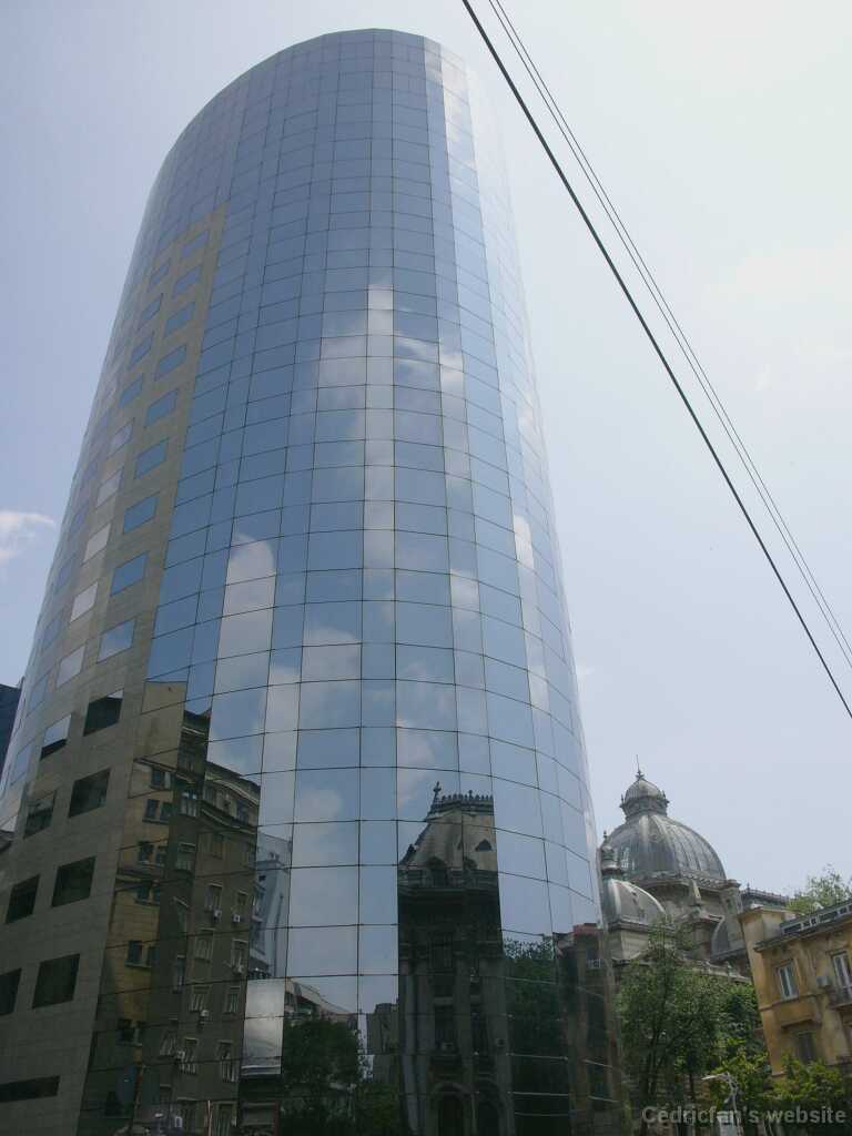 L1000742