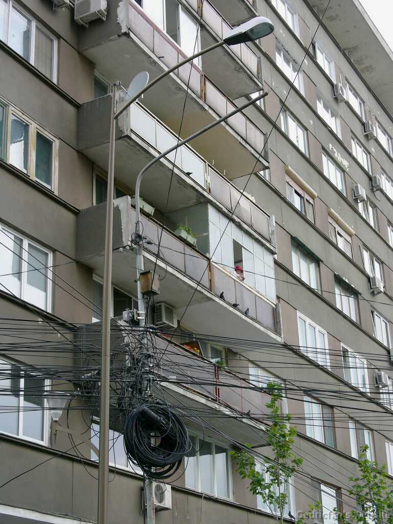 L1000781
