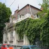 L1000835
