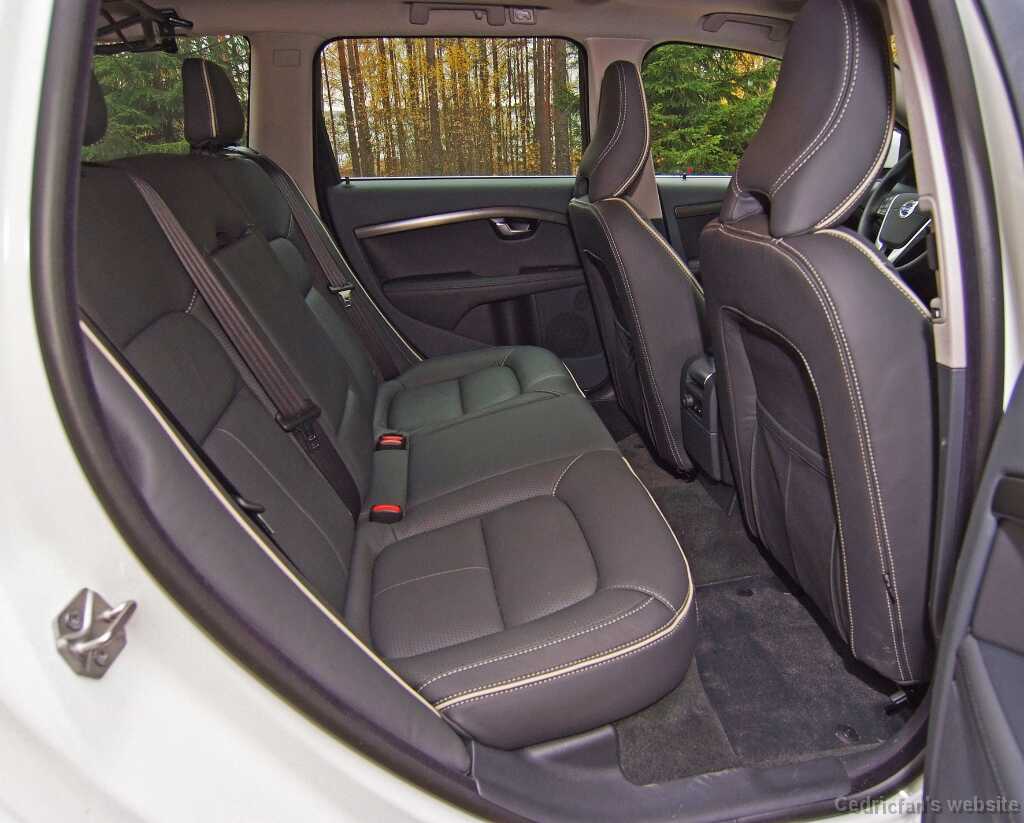 VolvoXC70 (4)