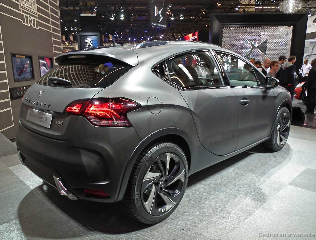DS4crossback (2)