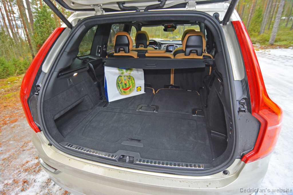 XC90 (3)