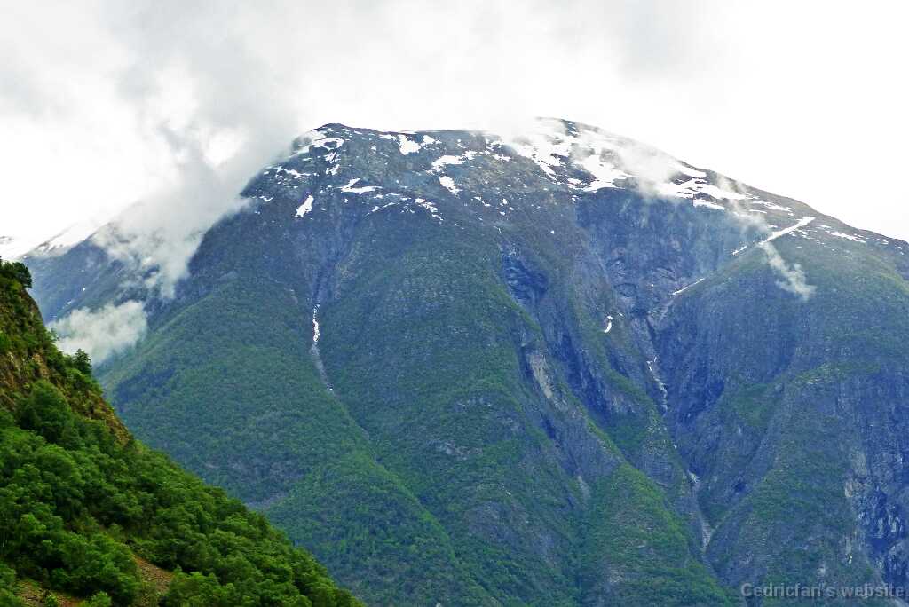 P1270772