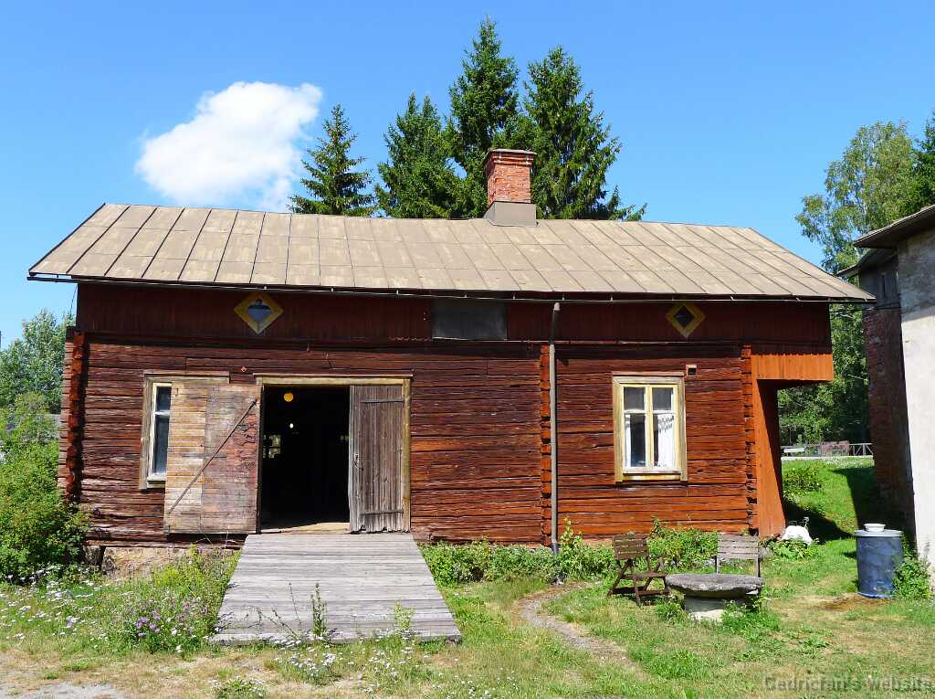 L1090944