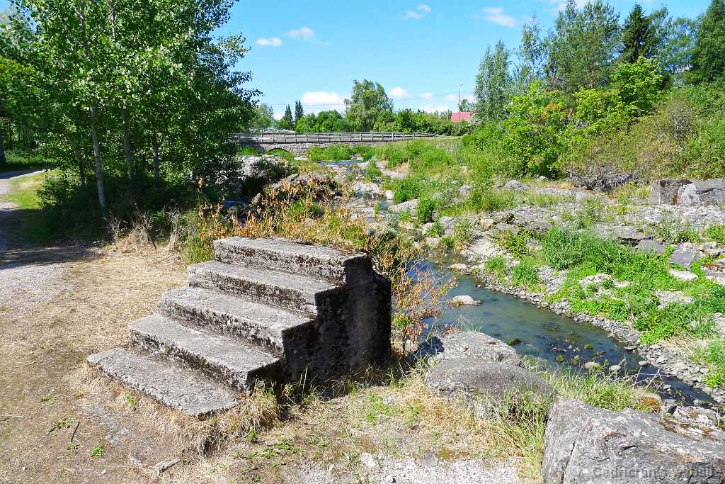 L1090900