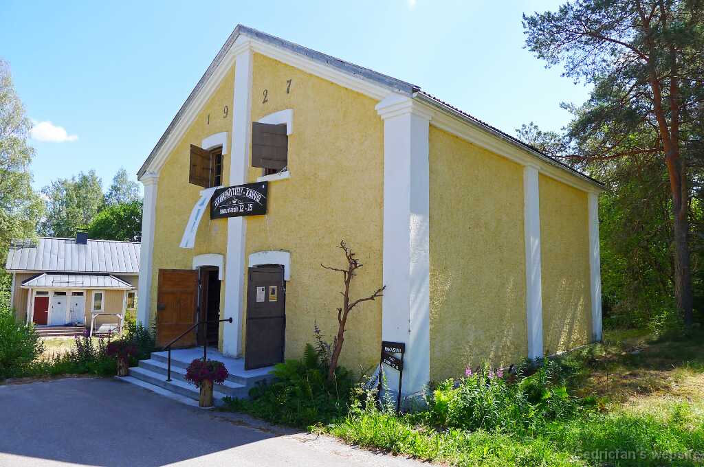 L1090923