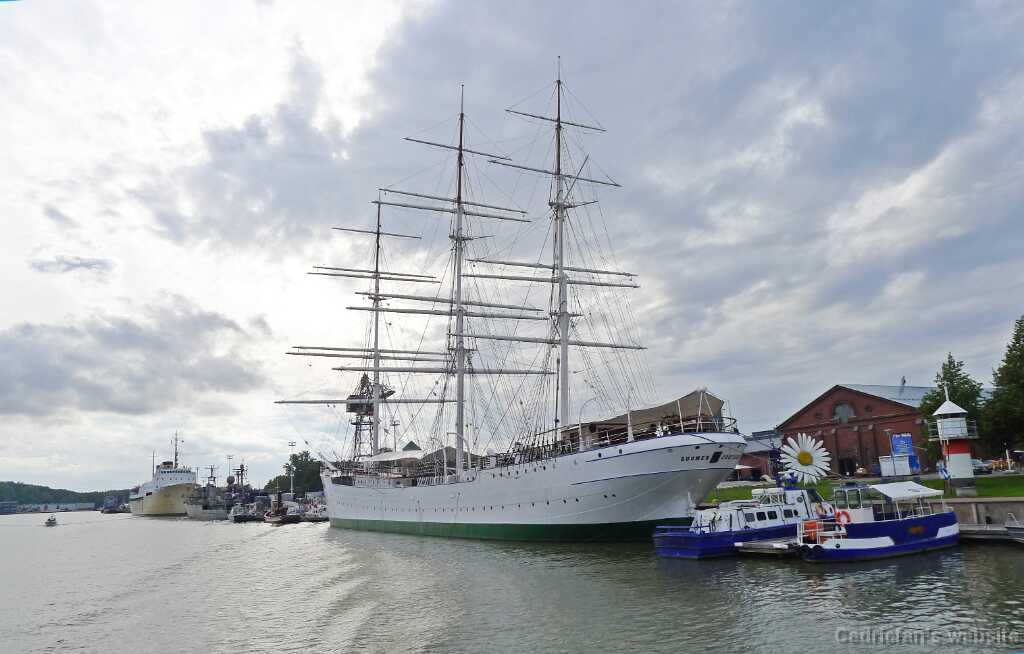 L1090972