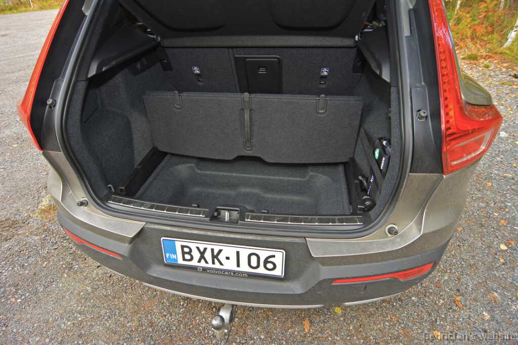 XC40 (3)