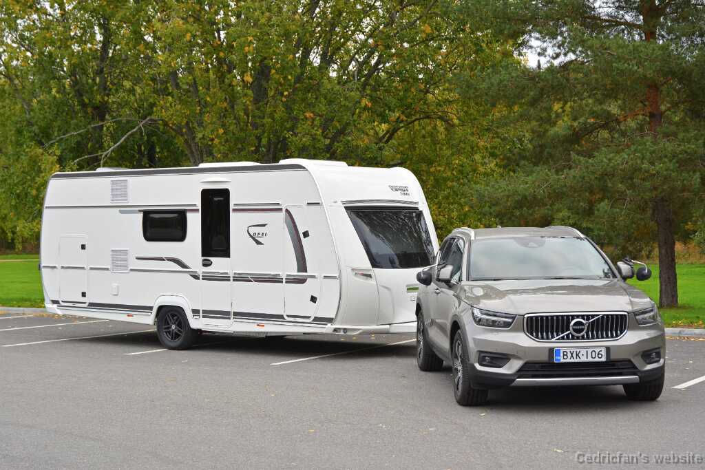XC40_Fend515skf
