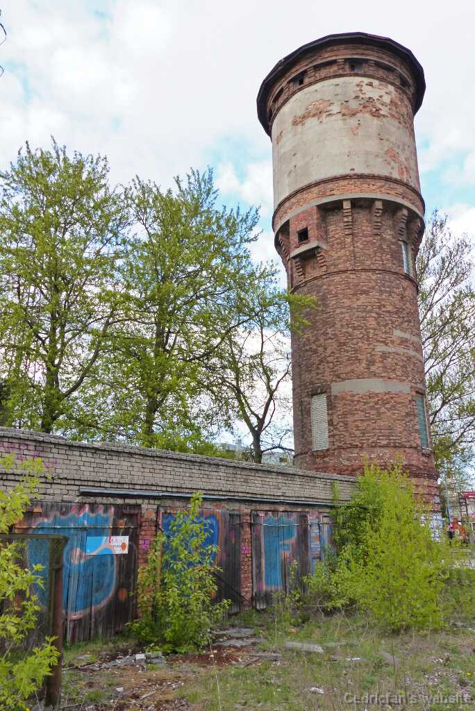 P1290145