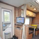 Knaus650_8eteinenSohvalla
